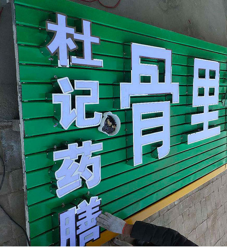 �麣�����v��(chu��ng)���Ļ��������޹�˾ �麣�V�湫˾ 